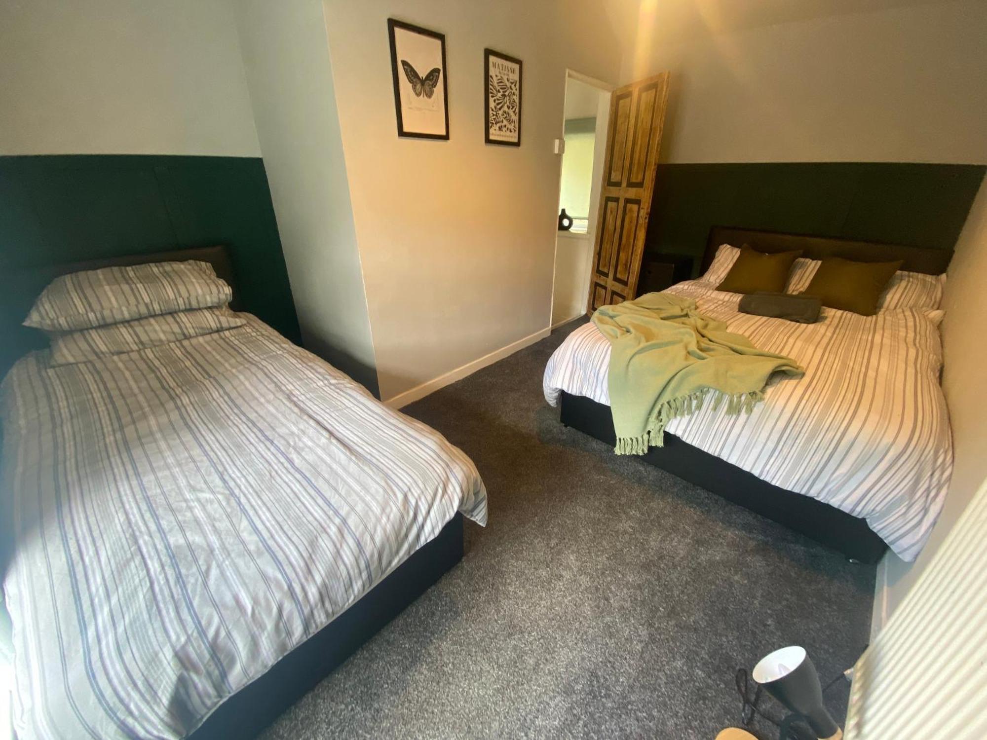 Mountain View Two Bedroom Llwynypia Exterior foto